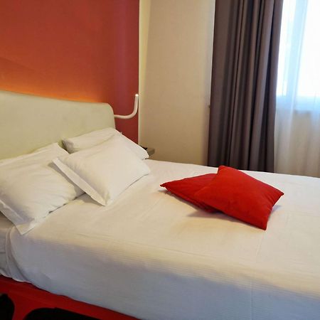 Ibis Styles Palermo President Hotel Exterior photo