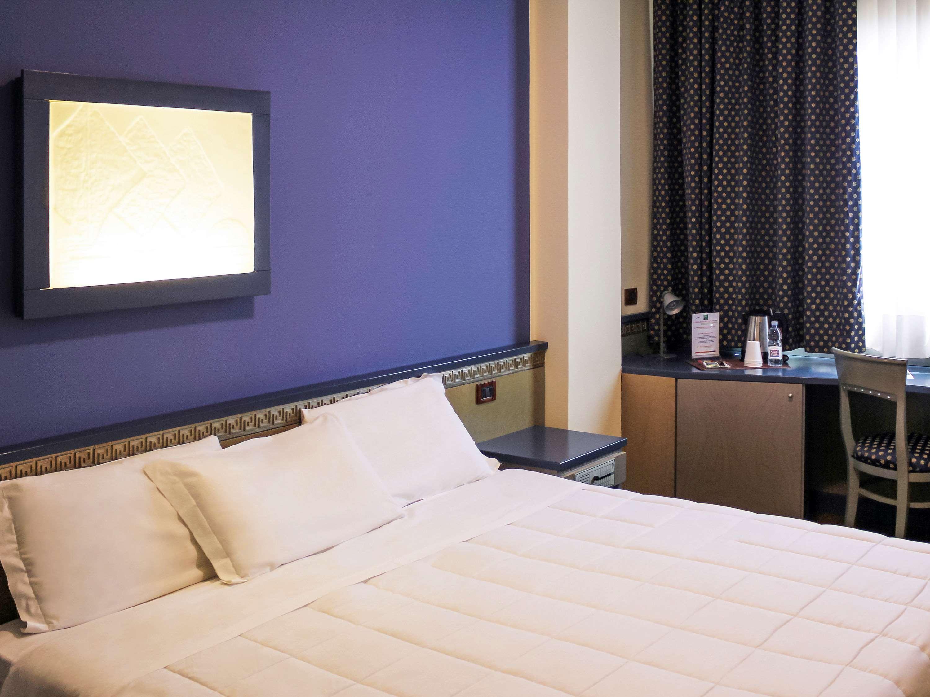Ibis Styles Palermo President Hotel Exterior photo