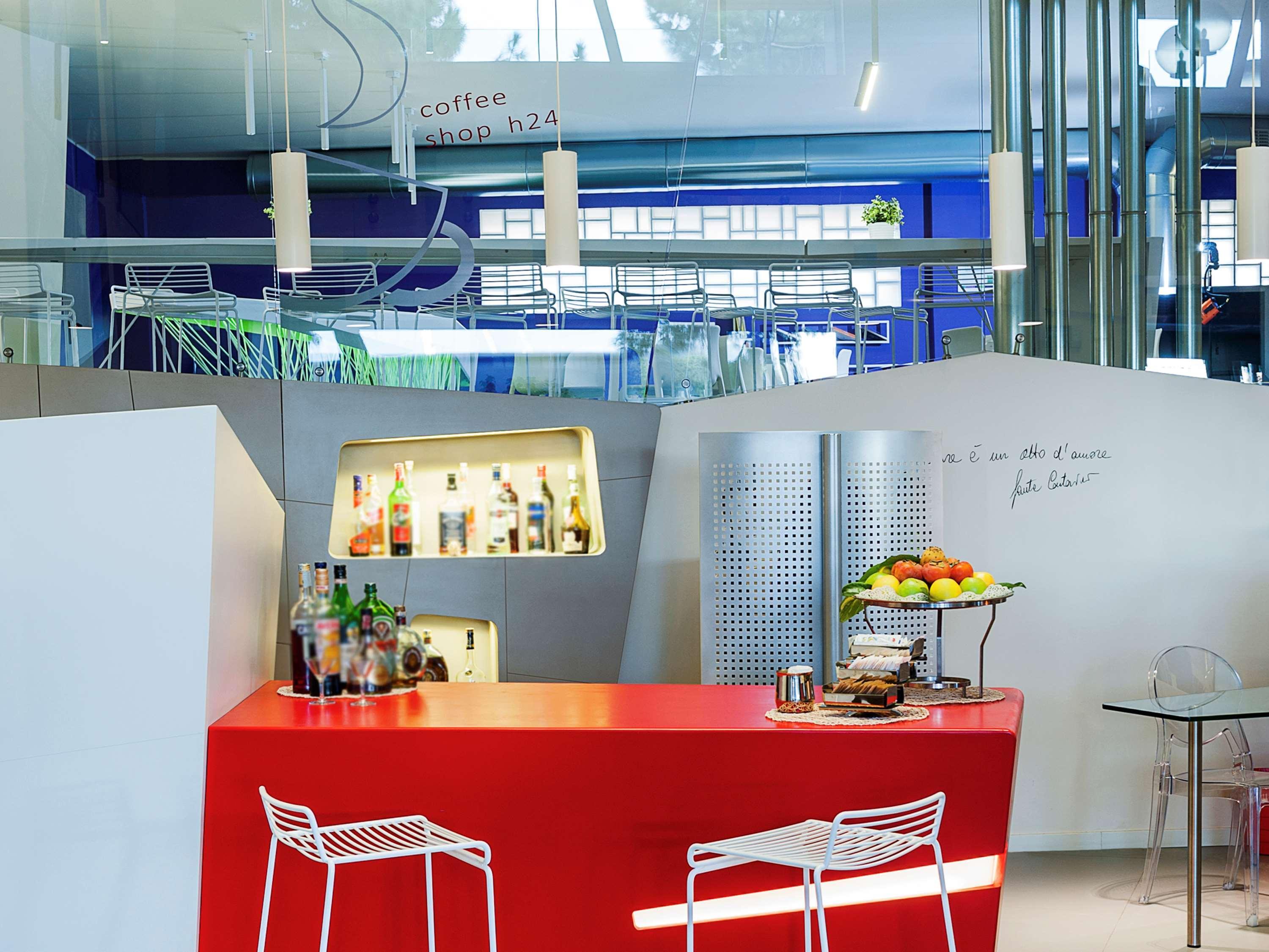 Ibis Styles Palermo President Hotel Exterior photo